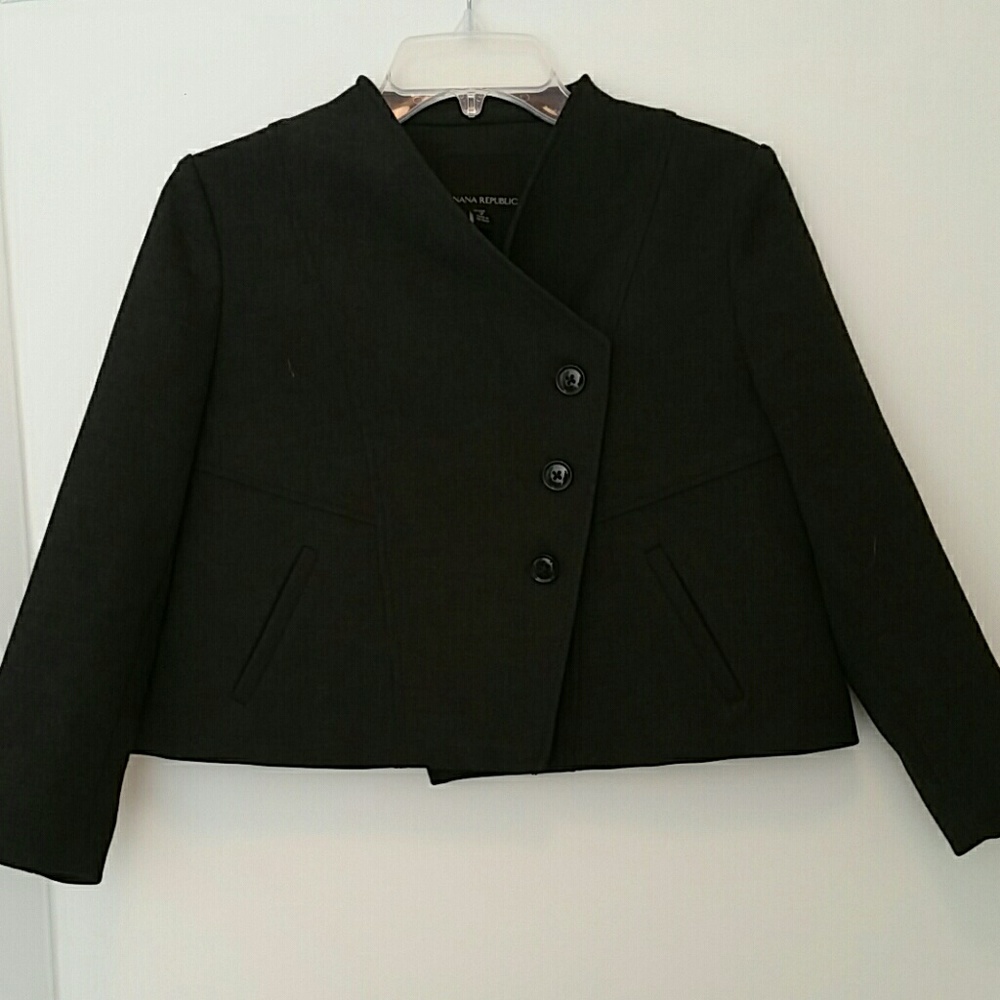 Banana Republic gray crop blazer